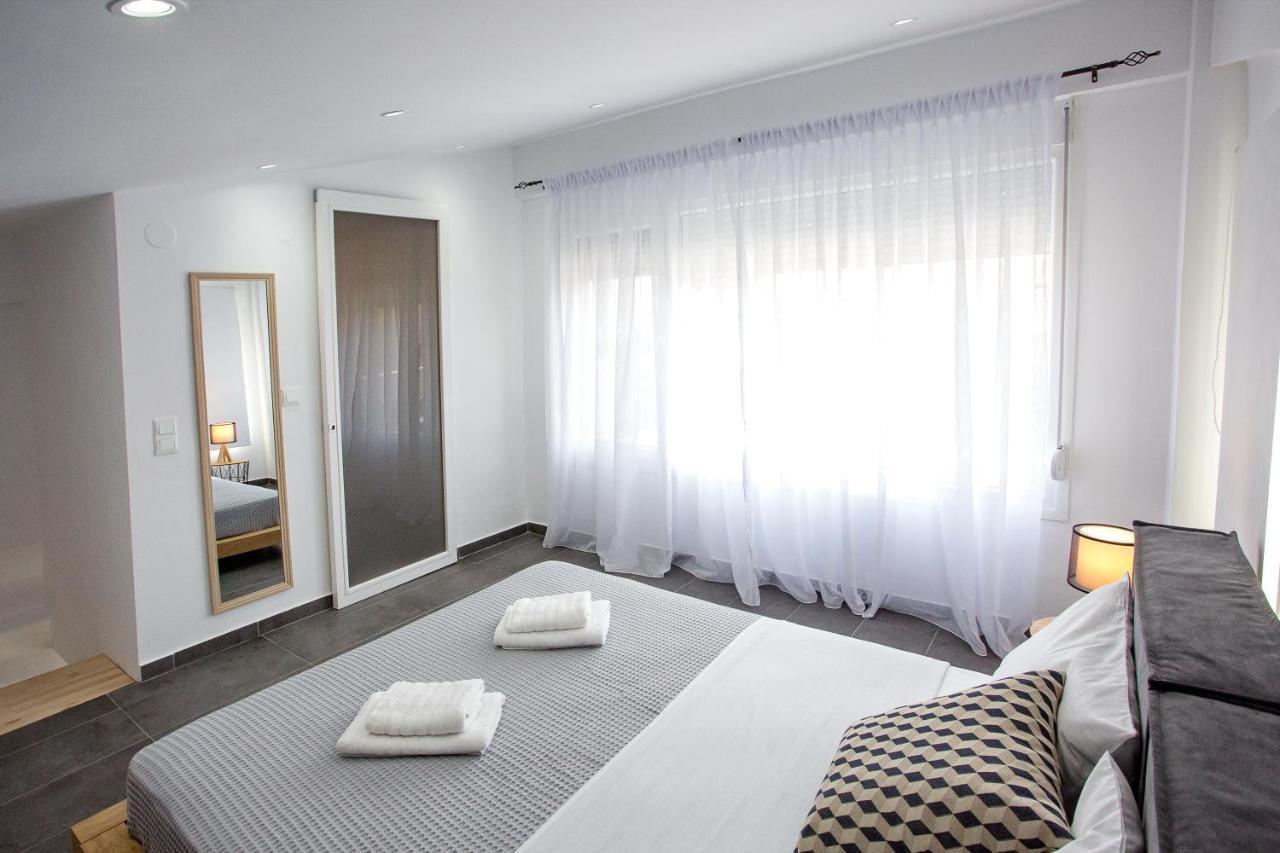 Joy C Deluxe Villa Nea Iraklitsa Buitenkant foto