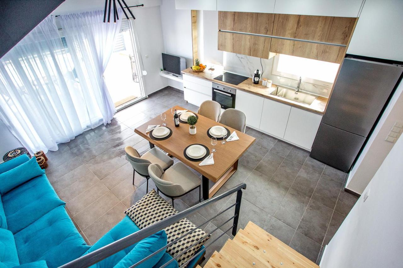 Joy C Deluxe Villa Nea Iraklitsa Buitenkant foto