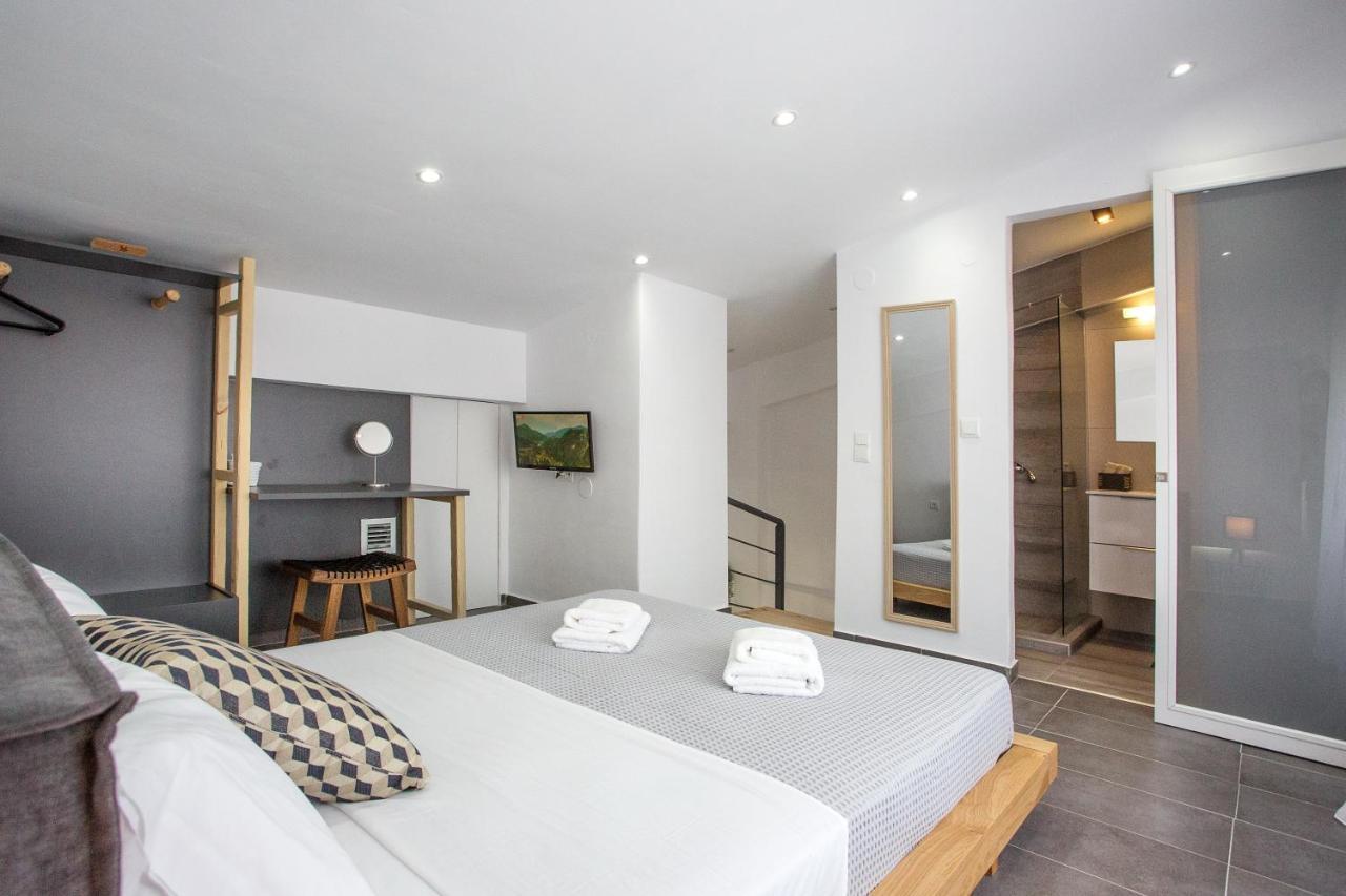 Joy C Deluxe Villa Nea Iraklitsa Buitenkant foto